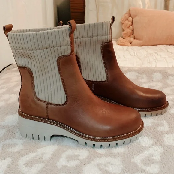 Chestnut boots! NWOT - Picture 3 of 6